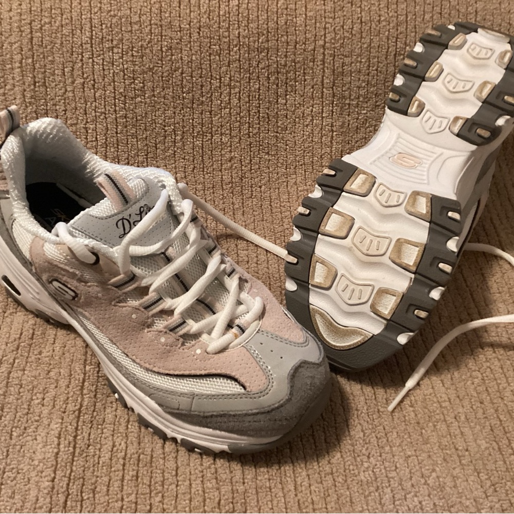 Skechers D’Lites
